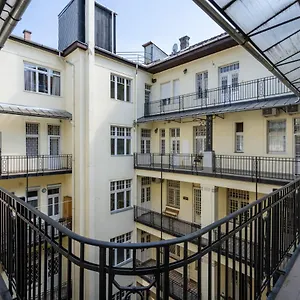 bpr-stollar-apartmentbest-view.inbudapesthotels.com/